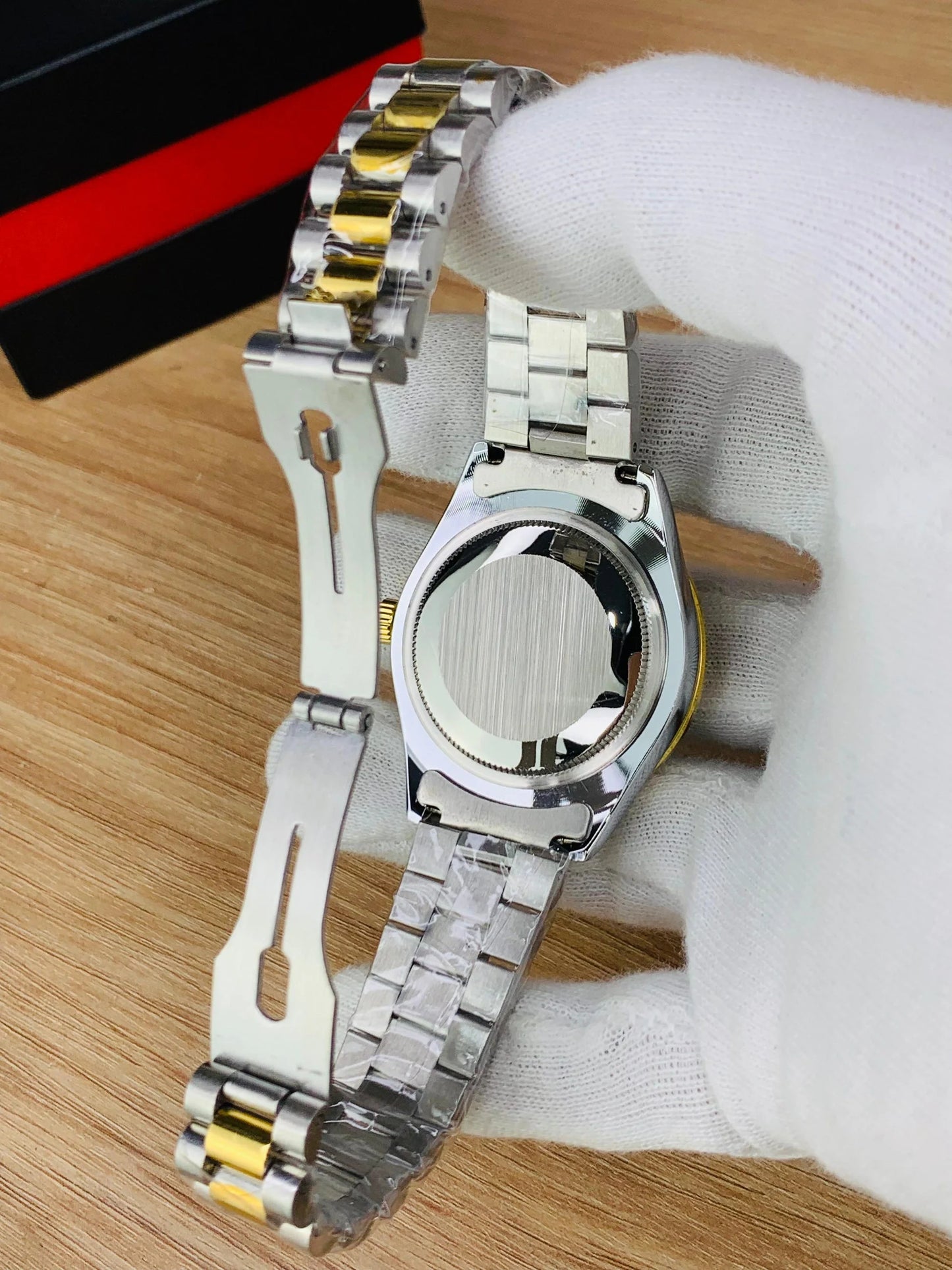 Men - Date Only - Two Tone White Dial