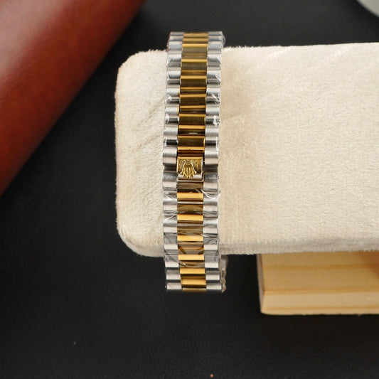 Men - Date Only - Two Tone Black Dial