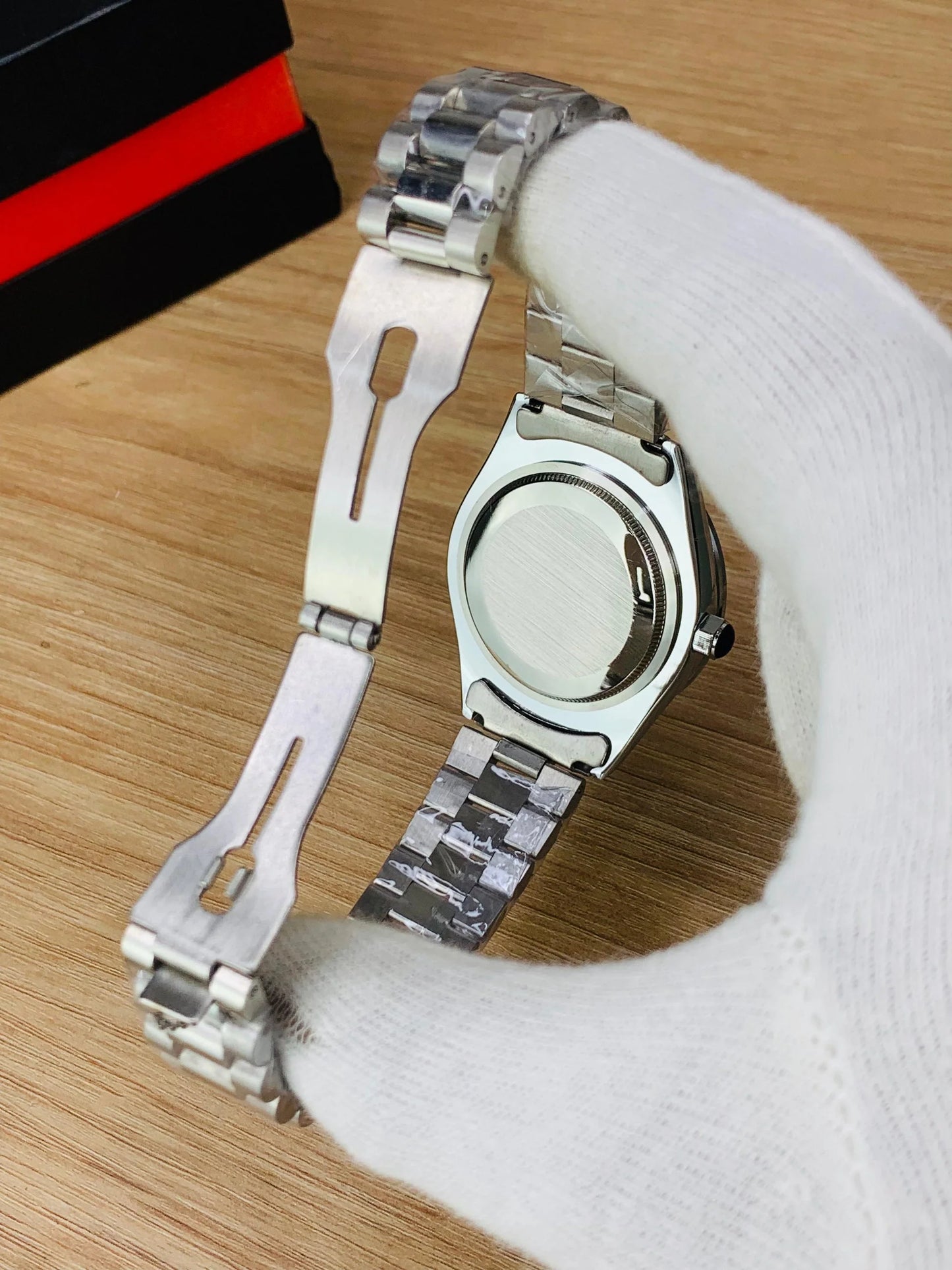 Men - Date Only - Silver With Black Dial